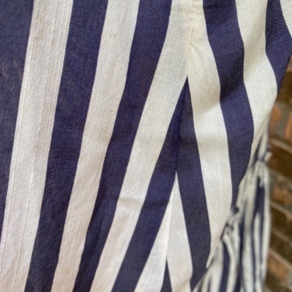 La Ligne Lottie flutter sleeve midi Dress Ivory Small Vacation family photos - Picture 13 of 15